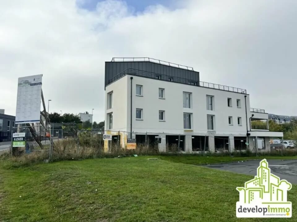 Bureau dans Mondeville à louer Photo de l’immeuble– Image 1 sur 5