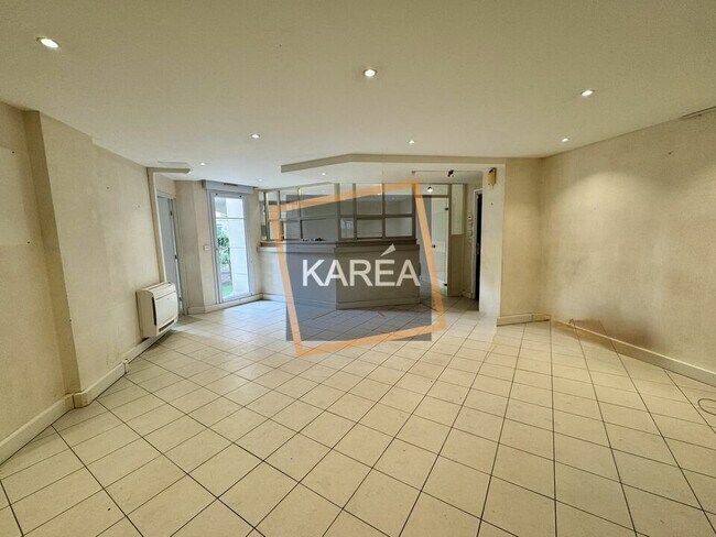 Plus de détails pour Bureau à vendre