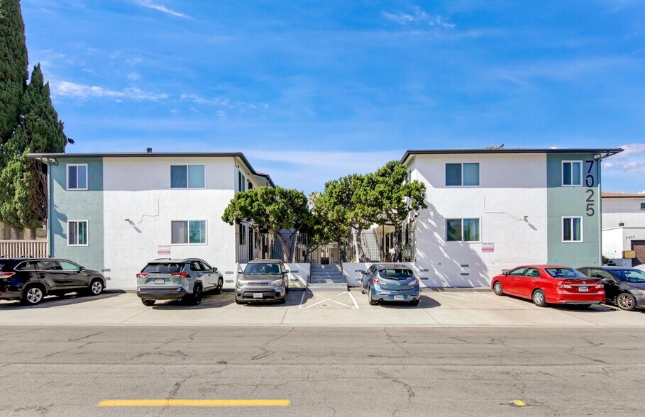 7025 Boulevard Dr, La Mesa, CA à vendre - Photo de l’immeuble – Image 1 sur 34