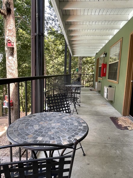 3031 E Van Buren, Eureka Springs, AR à vendre - Photo de l’immeuble – Image 2 sur 22