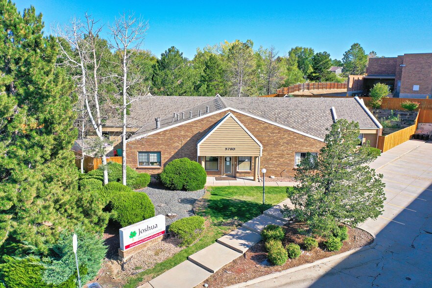 5760 E Otero Ave, Centennial, CO à vendre - Photo principale – Image 1 sur 2