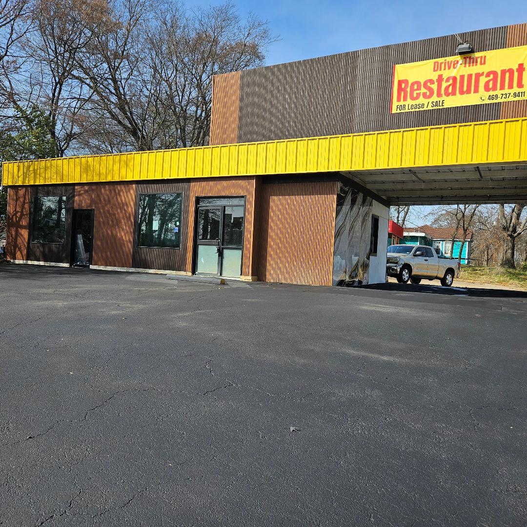 1116 Gentry Pkwy, Tyler, TX à louer Photo principale– Image 1 sur 14