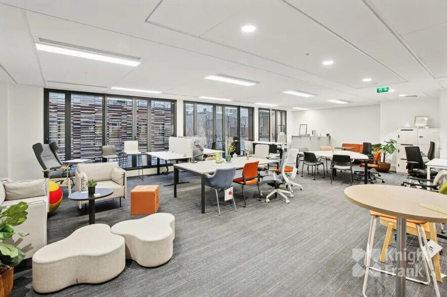 40 Rue Anatole France, Levallois-Perret à louer - Photo de l’immeuble – Image 2 sur 9