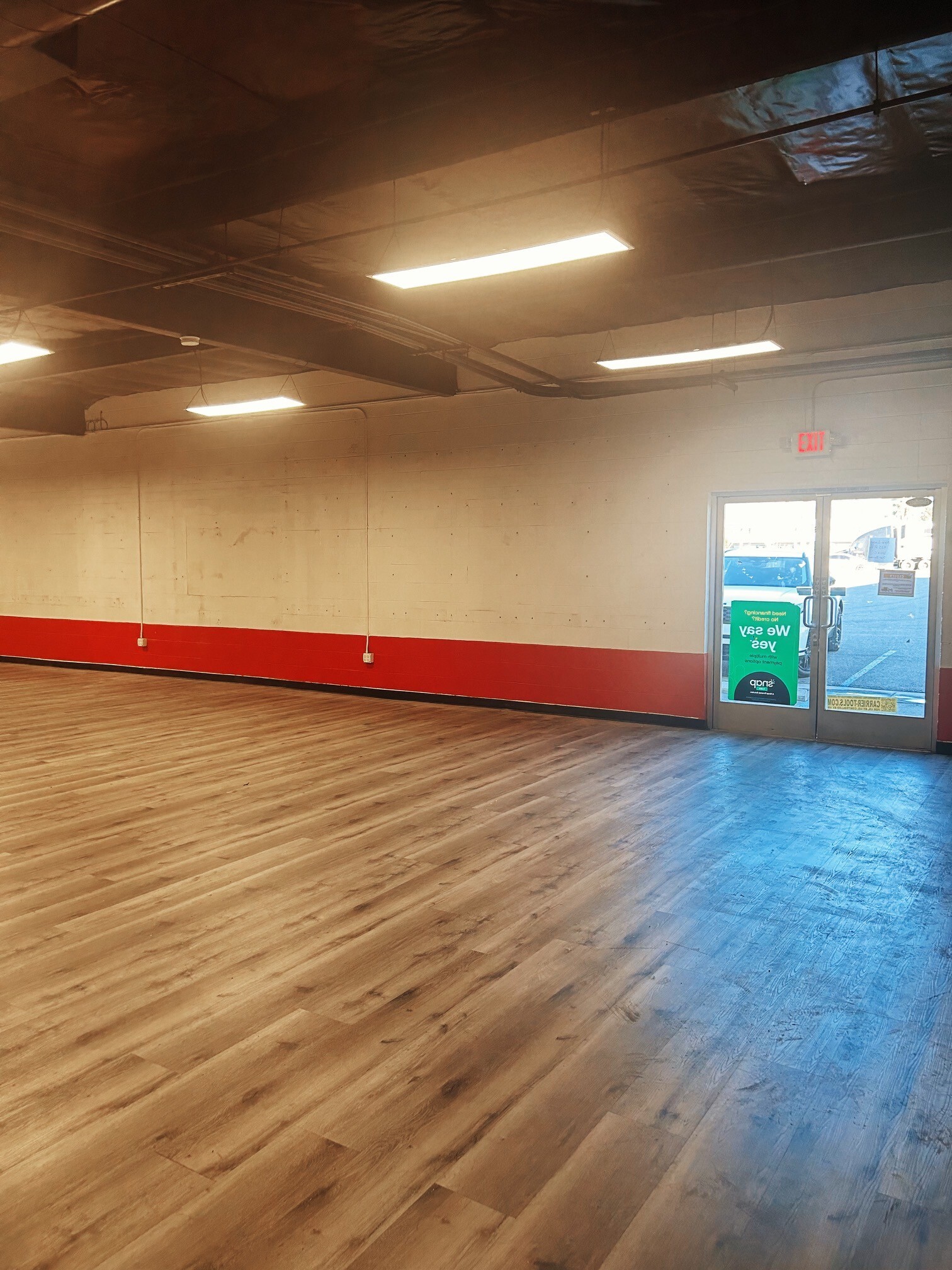 2300 E Steel Rd, Colton, CA à louer Photo intérieure– Image 1 sur 2