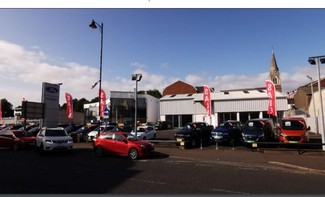 Plus de détails pour 12 Market Pl, Lisburn - Local commercial à louer