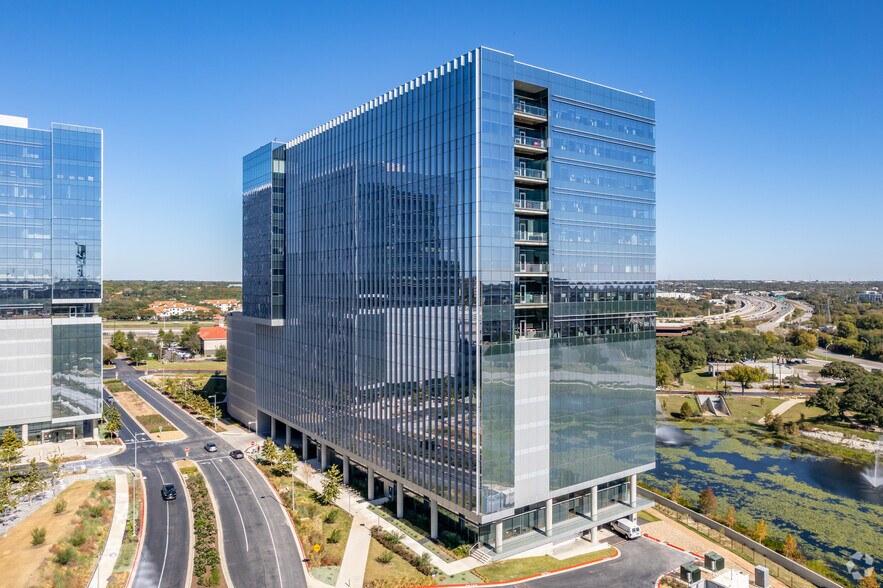 11815 Alterra Pky, Austin, TX à louer - Photo principale – Image 1 sur 4