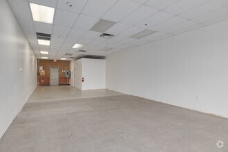 4425-4545 E Mckellips Rd, Mesa, AZ à louer Photo intérieure– Image 1 sur 3