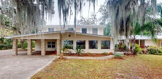 Plus de détails pour 117 Peggy Ln, Crescent City, FL - Hôtellerie à vendre