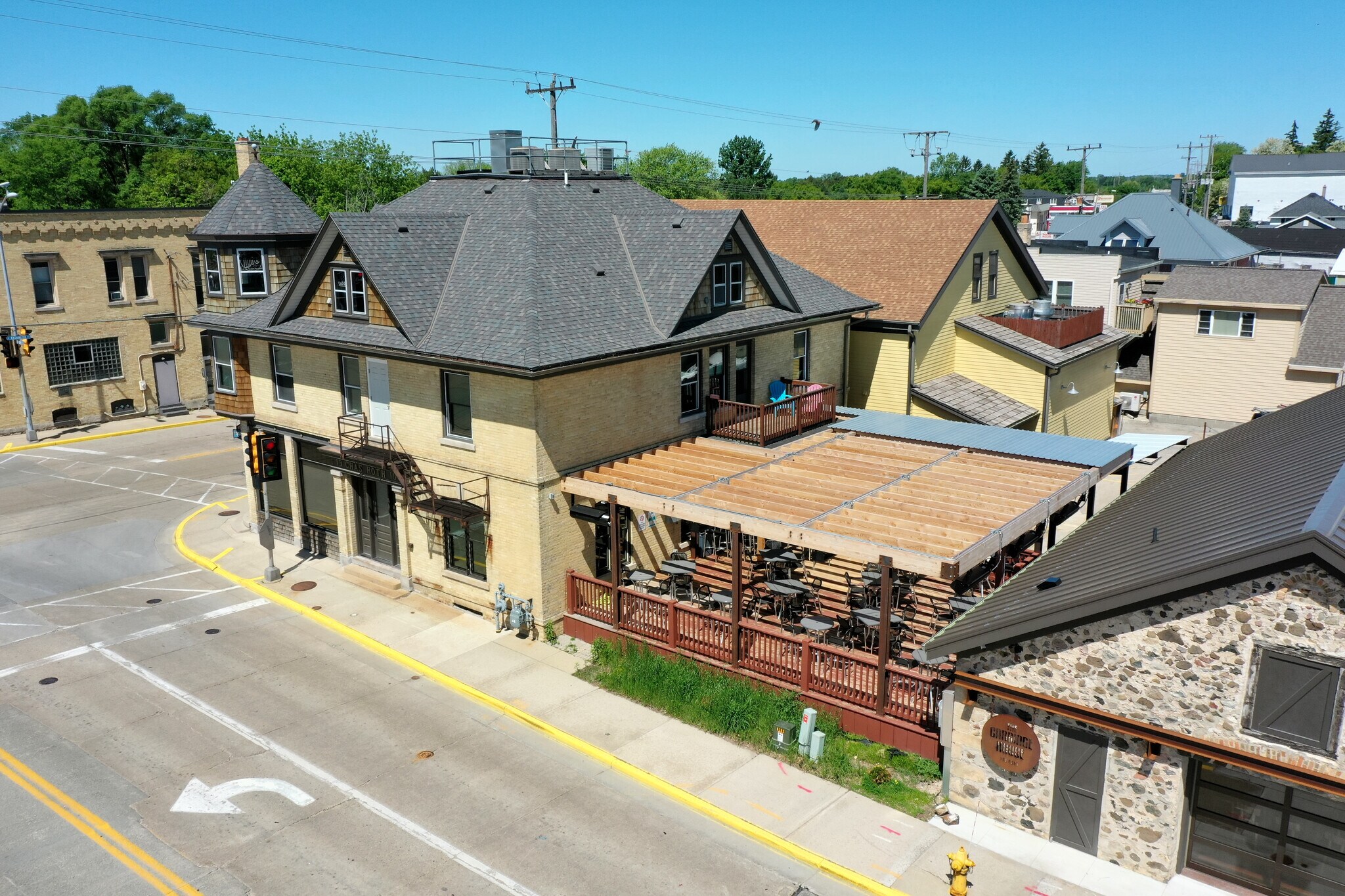 100-104 W Washington St, Slinger, WI à vendre Photo principale– Image 1 sur 3