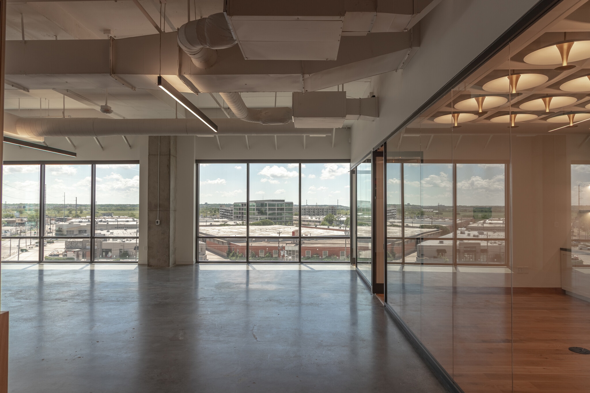 1333 Oak Lawn Ave, Dallas, TX à louer Photo intérieure– Image 1 sur 15