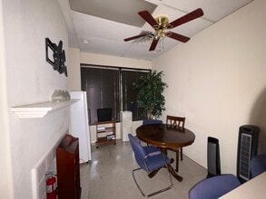 626 W Wheatland Rd, Duncanville, TX à louer Photo de l’immeuble– Image 1 sur 5
