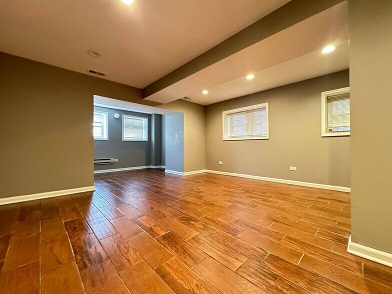 4320 S Michigan Ave, Chicago, IL à vendre - Photo de l’immeuble – Image 3 sur 5
