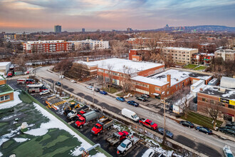 2165 Av Madison, Montréal, QC - VUE AÉRIENNE  vue de carte