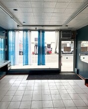 10 W Columbia St, Hempstead, NY à louer Photo intérieure– Image 2 sur 2