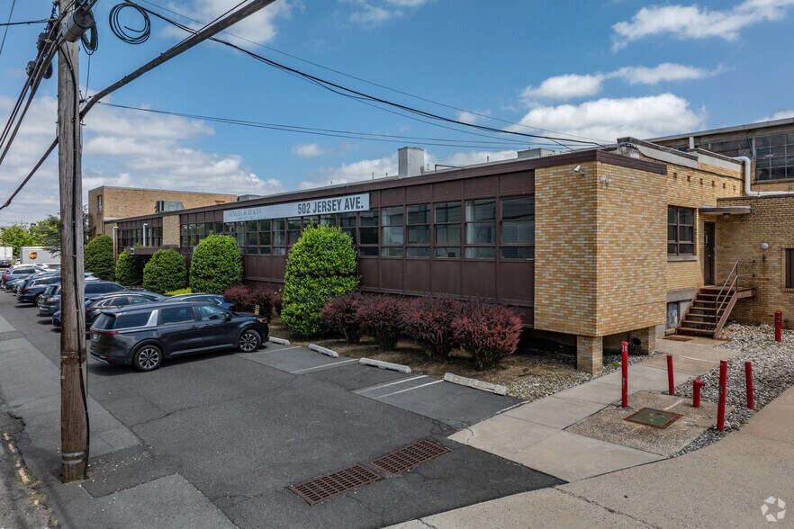 502 Jersey Ave, New Brunswick, NJ à louer - Photo de l’immeuble – Image 3 sur 20