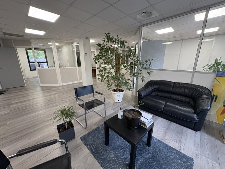 Local commercial dans Marseille à louer - Photo intérieure – Image 1 sur 12