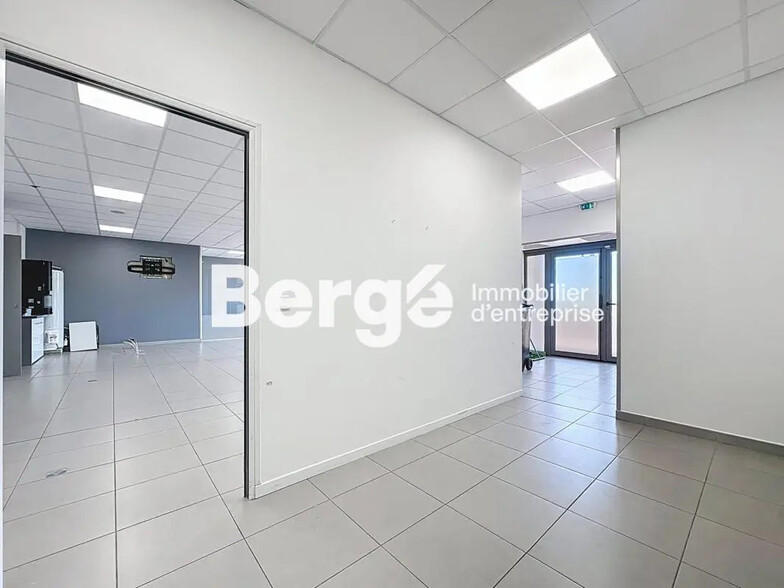 Local commercial dans Antibes à louer - Photo intérieure – Image 2 sur 7