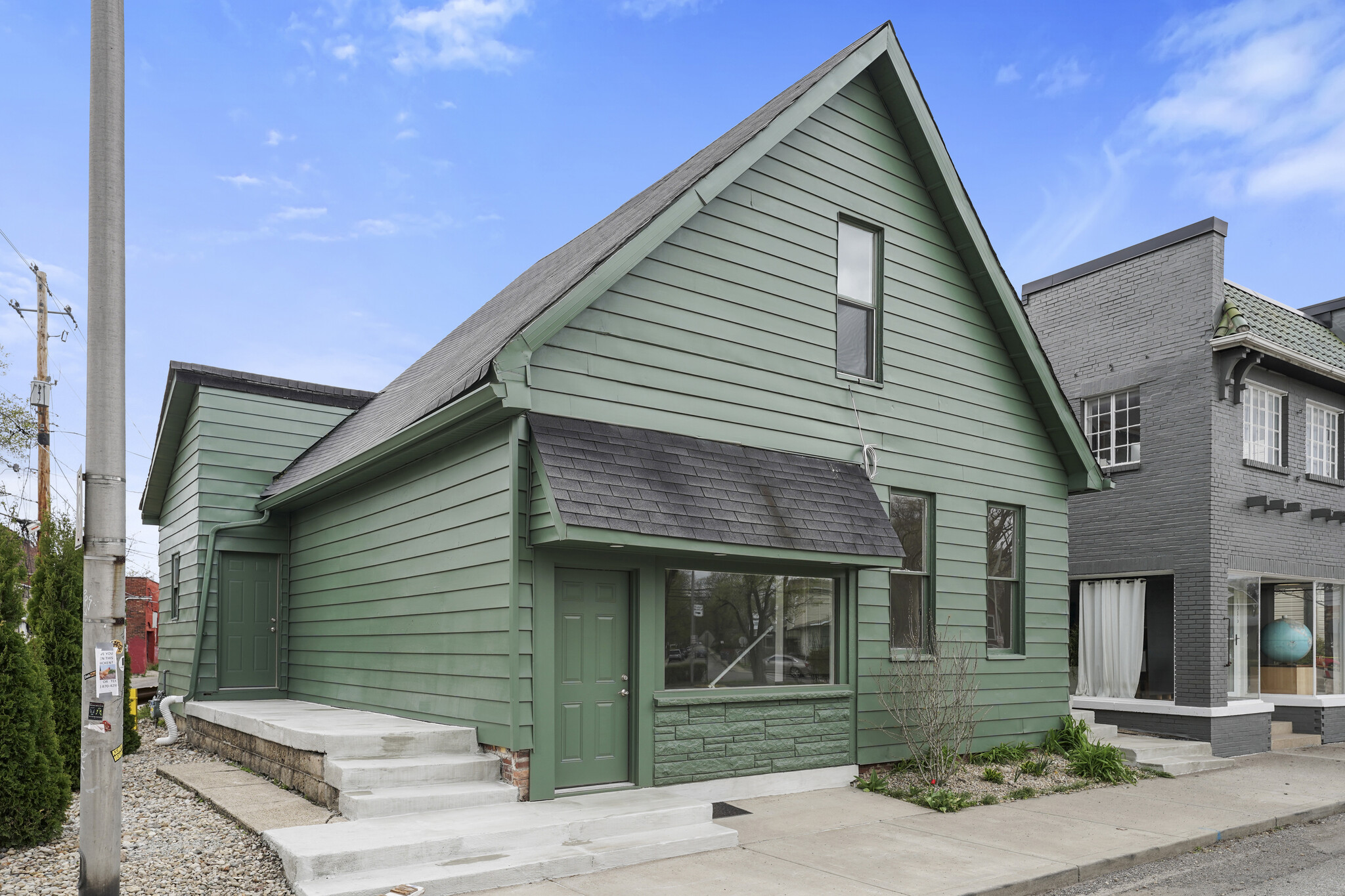 1042 Woodlawn Ave, Indianapolis, IN à louer Photo de l’immeuble– Image 1 sur 8