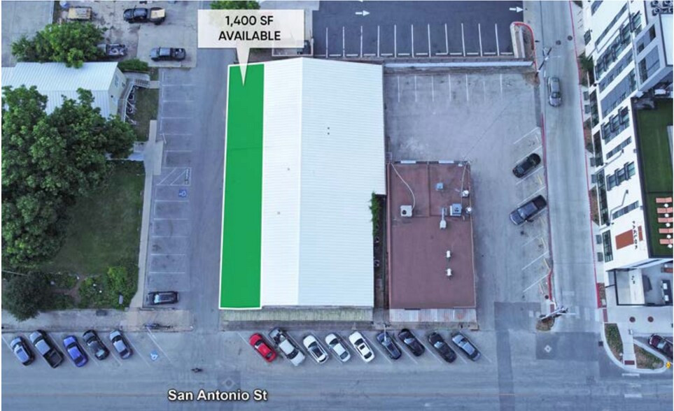 121 N Fredericksburg St, San Marcos, TX à louer - Photo de l’immeuble – Image 3 sur 7