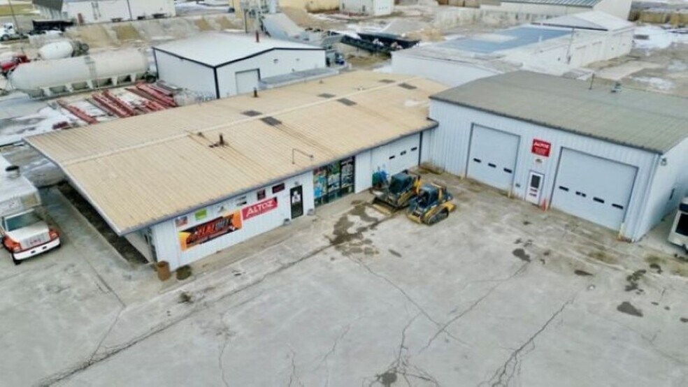 1304 N Division St, Pontiac, IL à vendre - Photo de l’immeuble – Image 3 sur 26