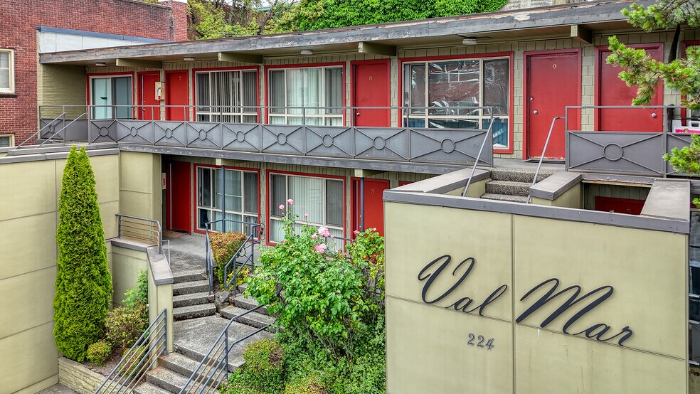 224 Bellevue Ave E, Seattle, WA à vendre - Photo de l’immeuble – Image 3 sur 6