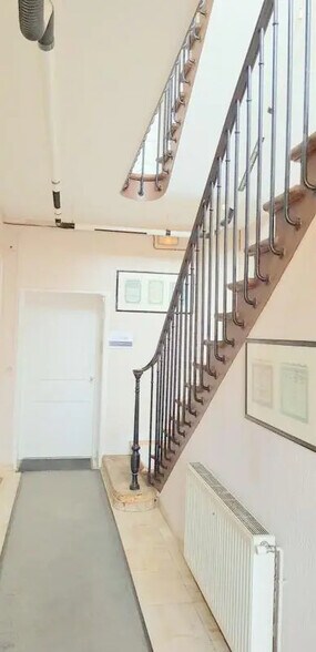 49 Rue Lamartine, Versailles à louer - Photo de l’immeuble – Image 3 sur 4