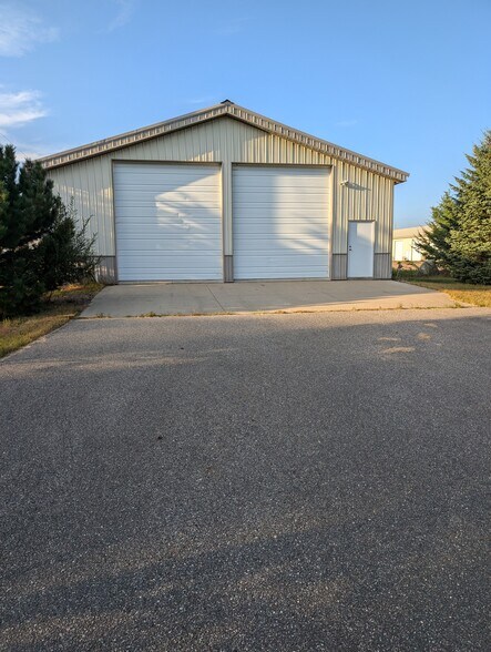 780 E Pearl St, Kasota, MN à vendre - Photo de l’immeuble – Image 2 sur 6