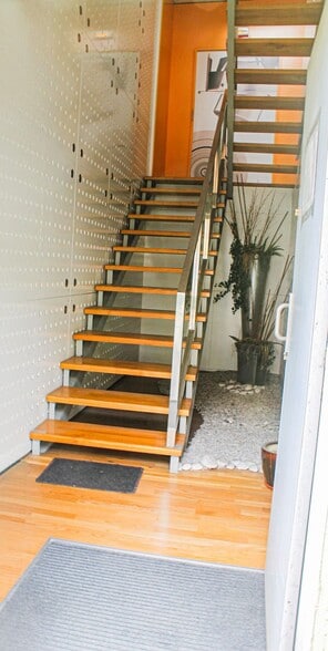 View Photo