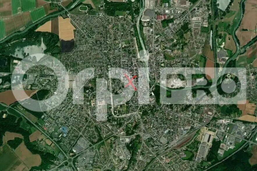 Local d'activités dans Soissons à vendre - Photo de l’immeuble – Image 3 sur 4