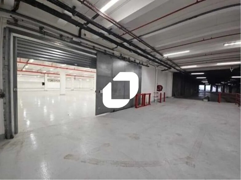 103-105 Rue De Tolbiac, Paris à louer - Photo de l’immeuble – Image 2 sur 11