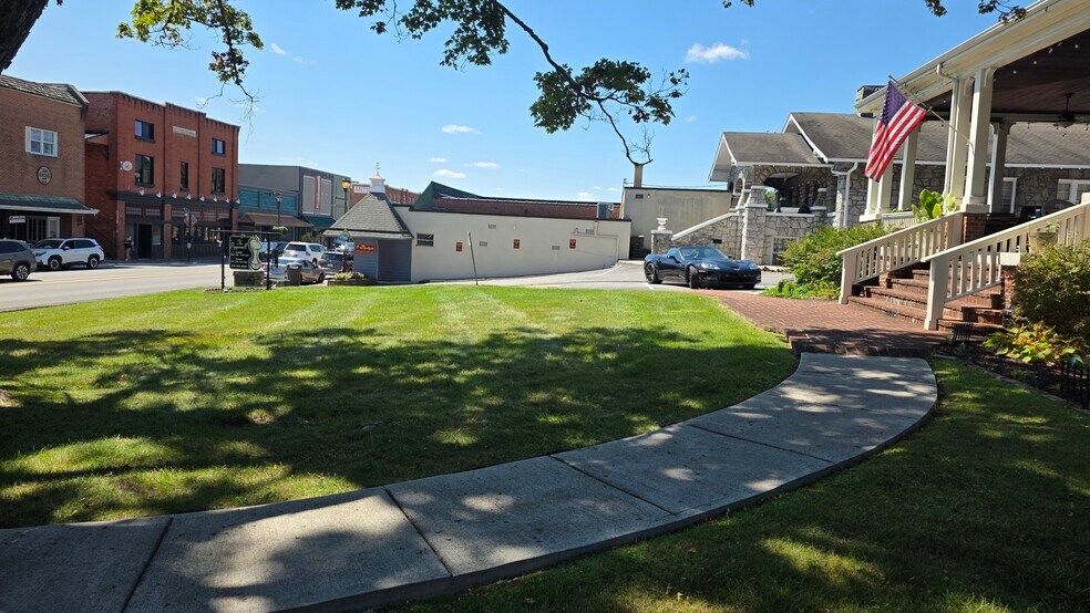 231 W Main St, Abingdon, VA à vendre - Photo de l’immeuble – Image 3 sur 18