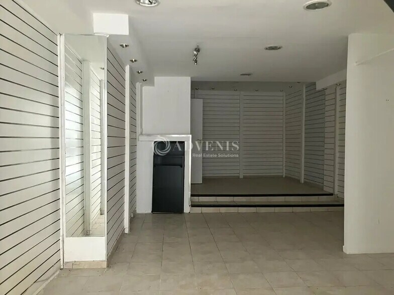 Local commercial dans Bourges à vendre - Photo de l’immeuble – Image 1 sur 2