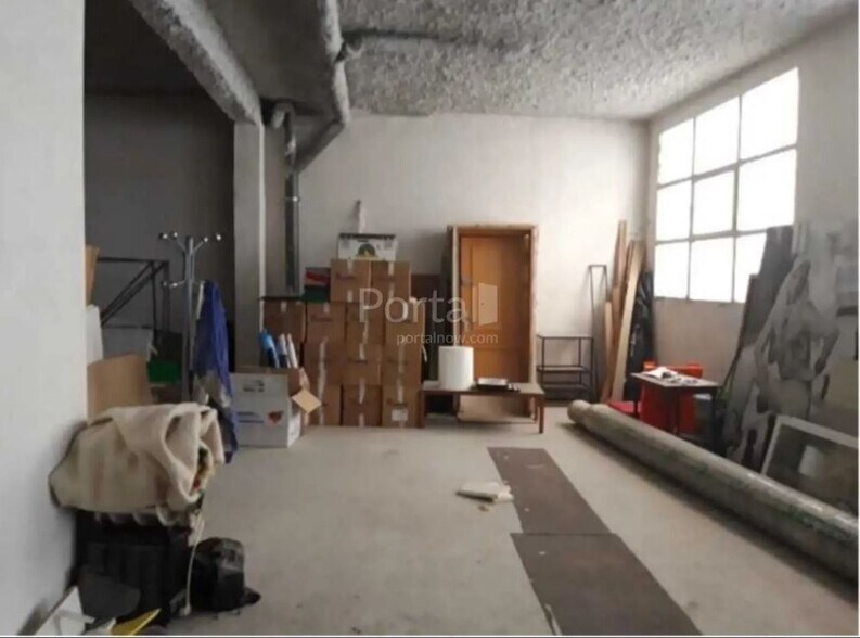 Local commercial dans León, León à vendre - Photo de l’immeuble – Image 3 sur 5