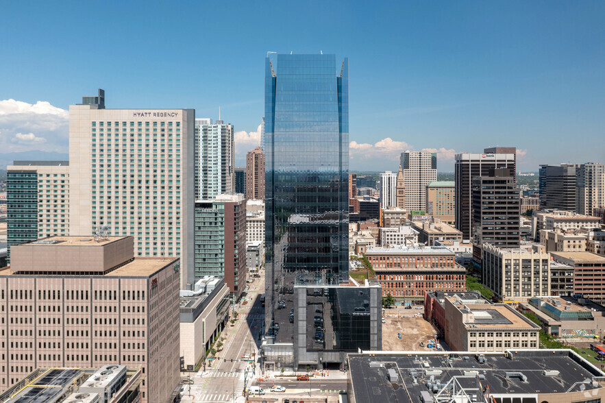 675 15th St, Denver, CO à louer - Photo de l’immeuble – Image 2 sur 17