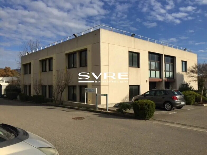 Bureau dans Marseille à louer - Photo de l’immeuble – Image 2 sur 27