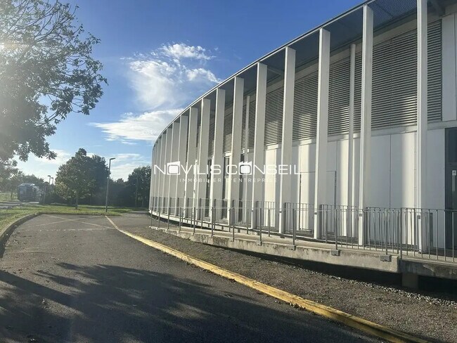 Plus de détails pour Bureau à louer