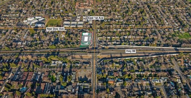 1078 E 1st Ave, Chico, CA à louer - Photo de l’immeuble – Image 3 sur 5