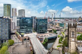 100 Embankment, Salford, GTM - VUE AÉRIENNE  vue de carte - Image1