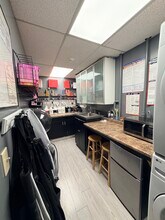 49-63 Union St, Newton Center, MA à louer Photo intérieure– Image 2 sur 6