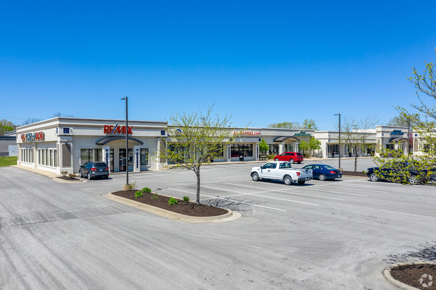 17000 E 40 Hwy, Independence, MO à louer - Photo de l’immeuble – Image 3 sur 5