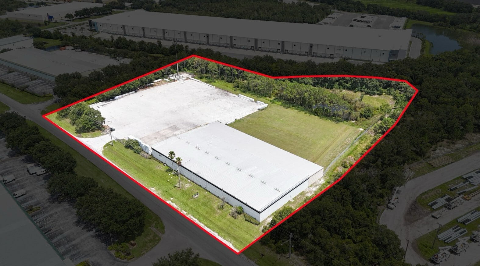 5050 Gateway Blvd, Lakeland, FL à louer Photo de l’immeuble– Image 1 sur 13