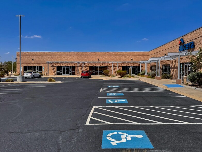 1320 Adabel Dr, El Paso, TX à louer - Photo de l’immeuble – Image 3 sur 29