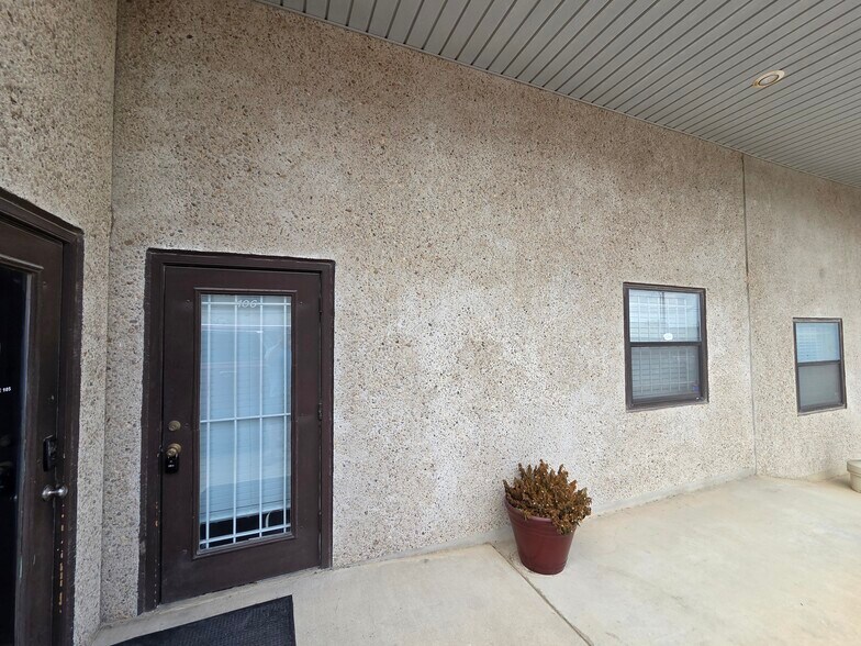 4737 College Park, San Antonio, TX à louer - Photo de l’immeuble – Image 3 sur 5