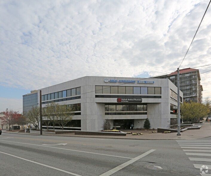 200 E Ponce De Leon Ave, Decatur, GA à louer - Photo principale – Image 1 sur 17