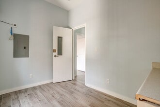 11751 Alta Vista Rd, Fort Worth, TX à louer Photo intérieure– Image 2 sur 16