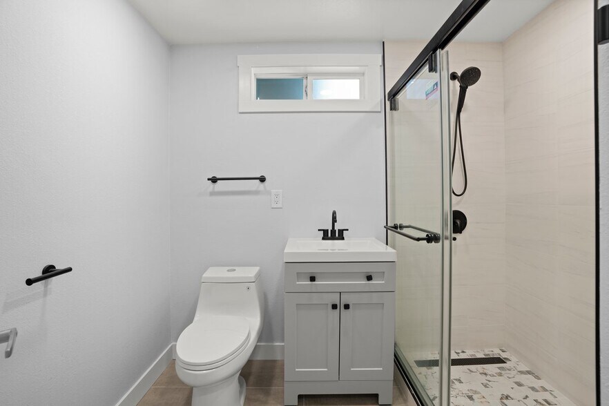 315 Grand Blvd, San Mateo, CA à vendre - Photo de l’immeuble – Image 3 sur 20