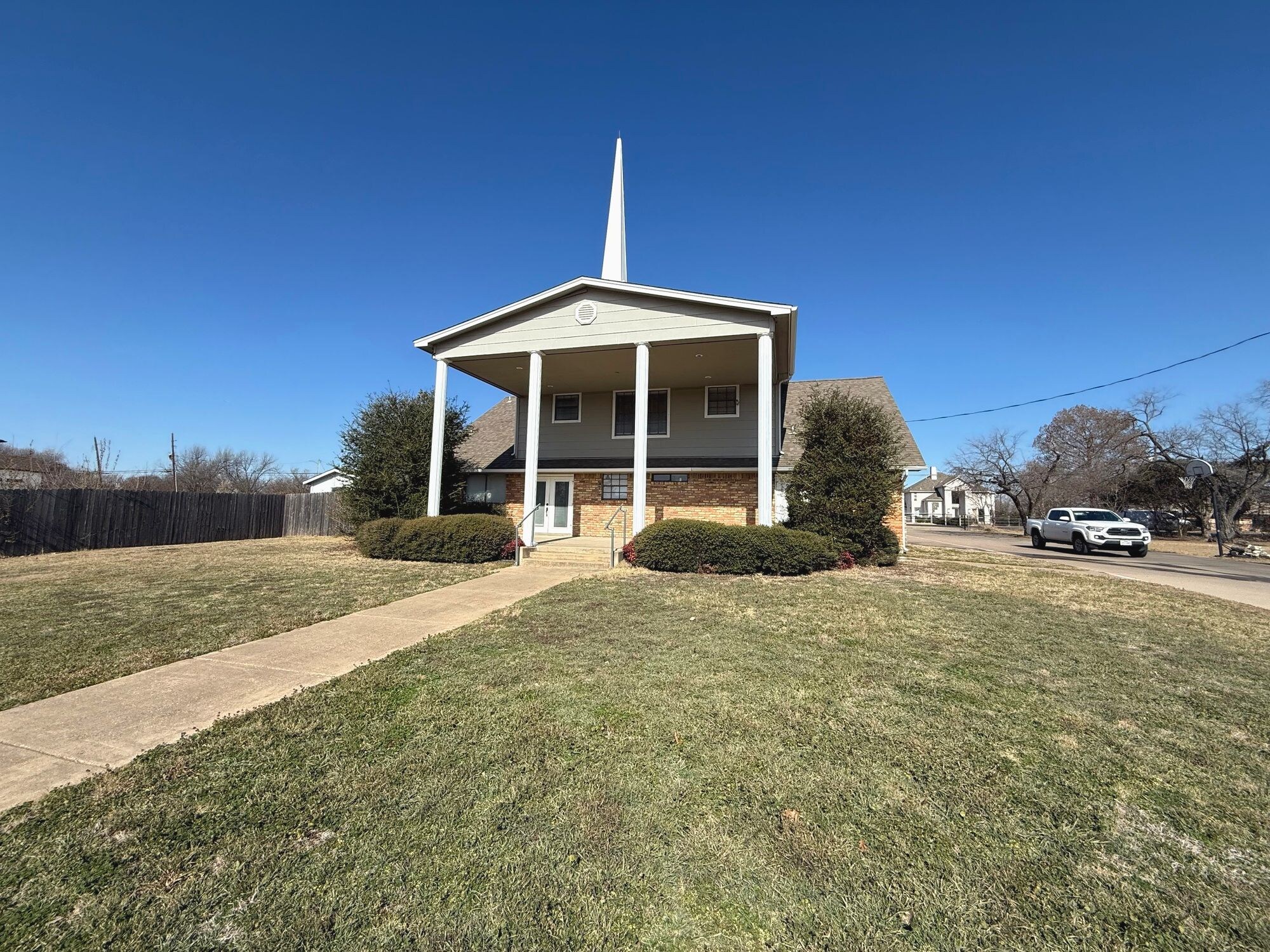 1514 Bardin Rd, Grand Prairie, TX à vendre Photo de l’immeuble– Image 1 sur 9