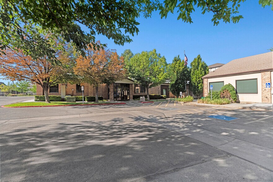 1776 S West Temple, Salt Lake City, UT à louer - Photo de l’immeuble – Image 3 sur 6