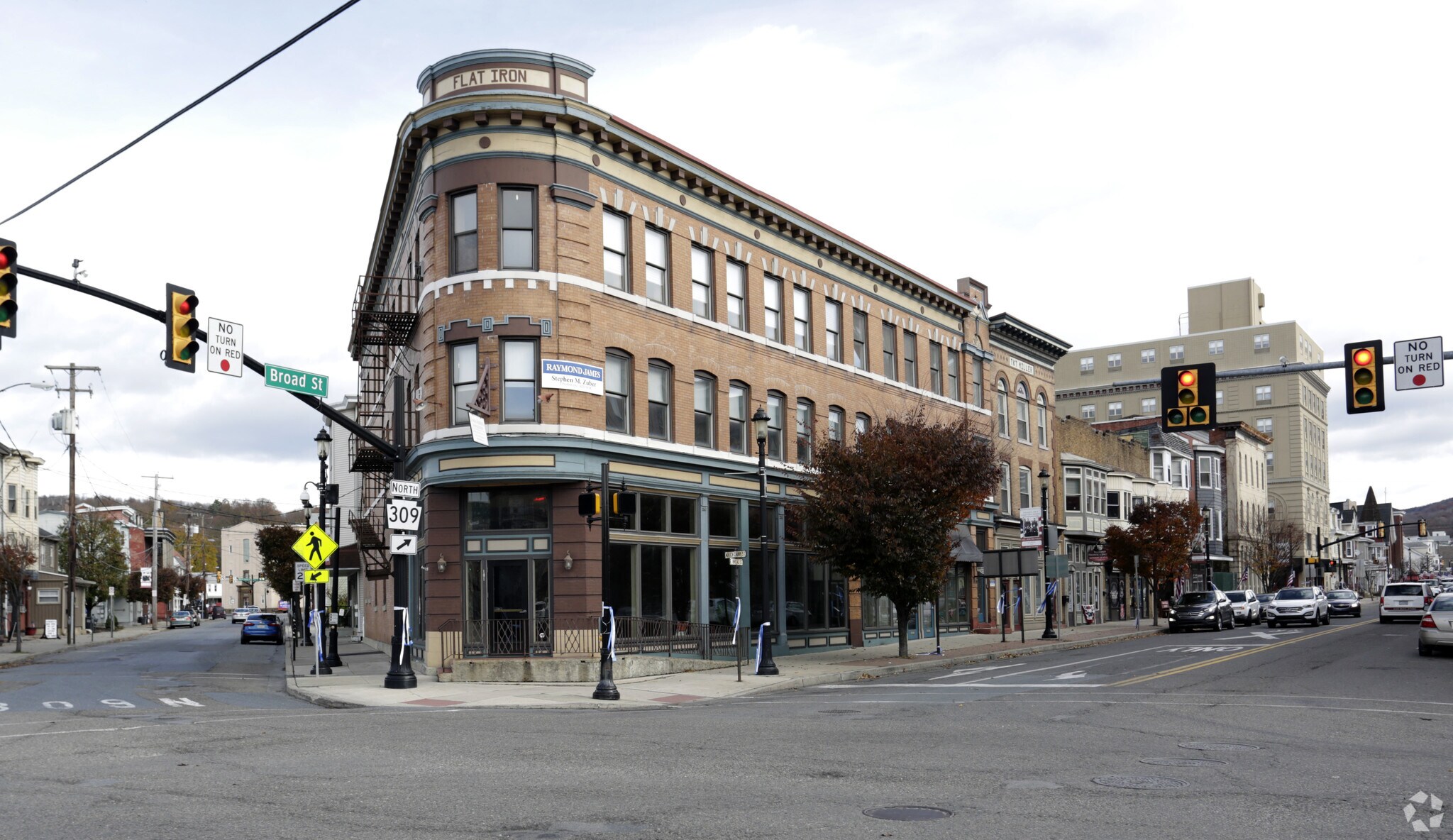 43 Broad Street #multiple properties, portefeuille de 3 biens à vendre sur LoopNet.fr Photo principale– Image 1 sur 20