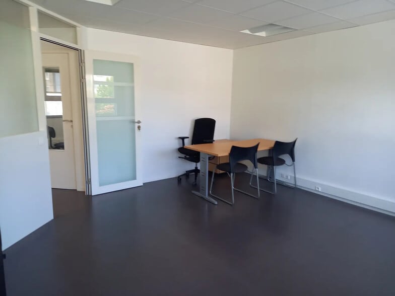 40 Rue Du Croisic, Saint-Nazaire à louer - Photo de l’immeuble – Image 3 sur 17